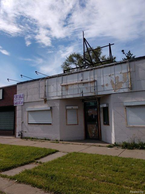 19628 Plymouth Rd - Photo 1