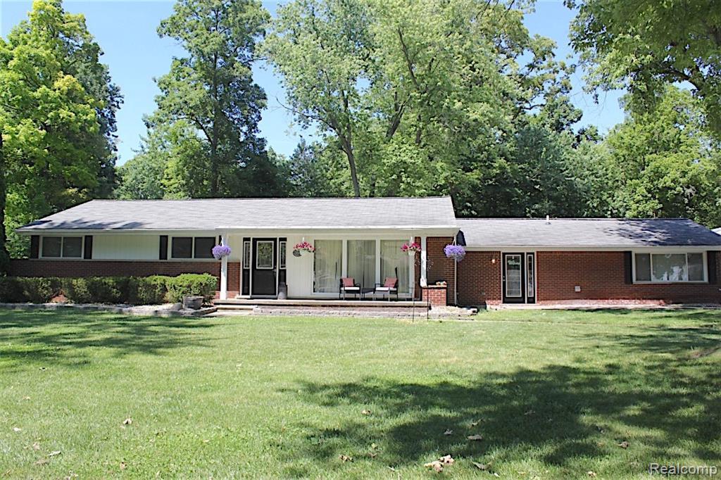 7714 Bournemouth Ave - Photo 1