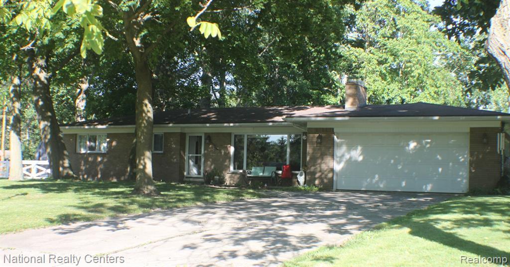 20159 Canal Dr S - Photo 1