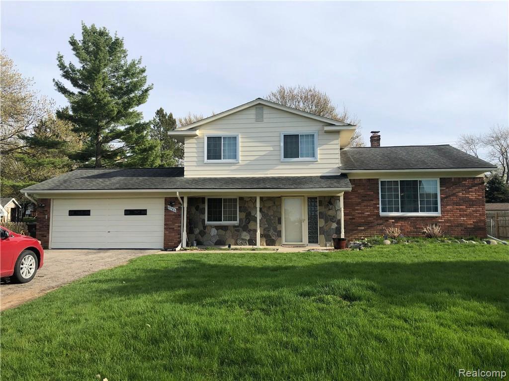 8581 Golf Lane Dr - Photo 1