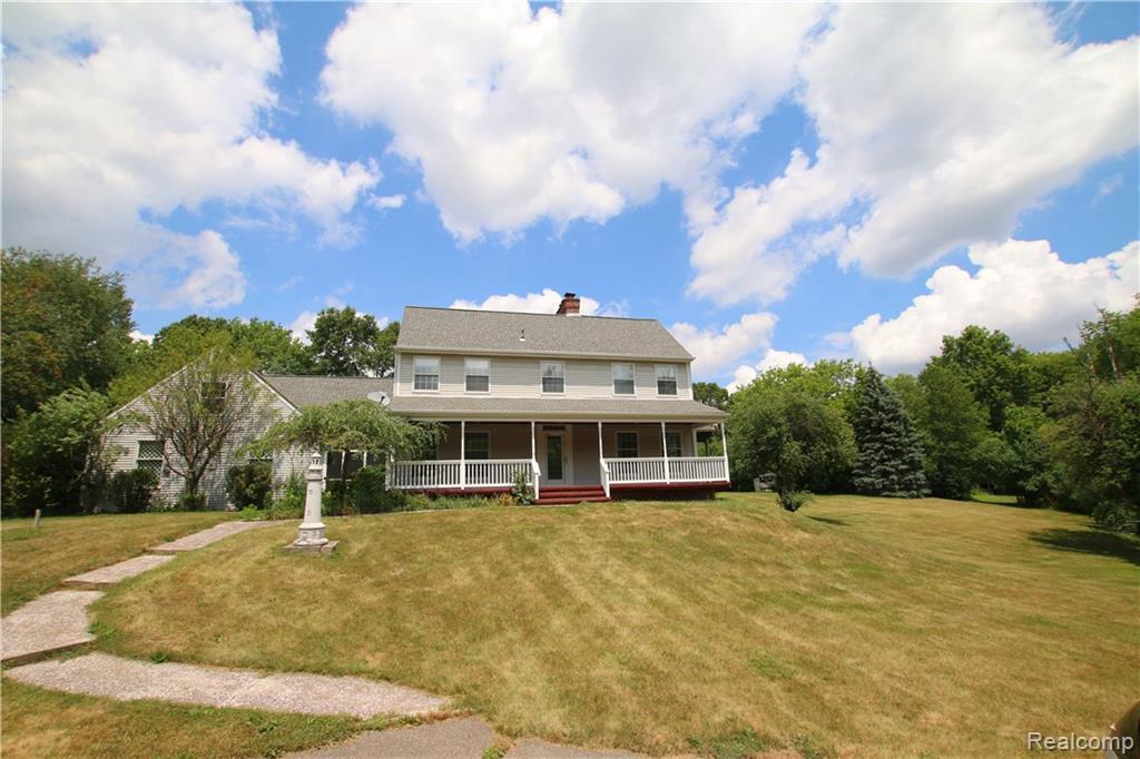 49520 7 Mile Rd - Photo 1