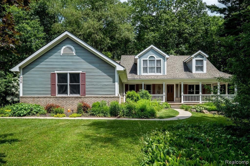 958 Groveland Pines Dr - Photo 1