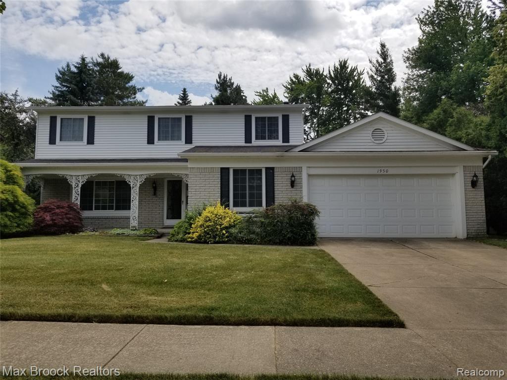 1950 Chancery Dr - Photo 1
