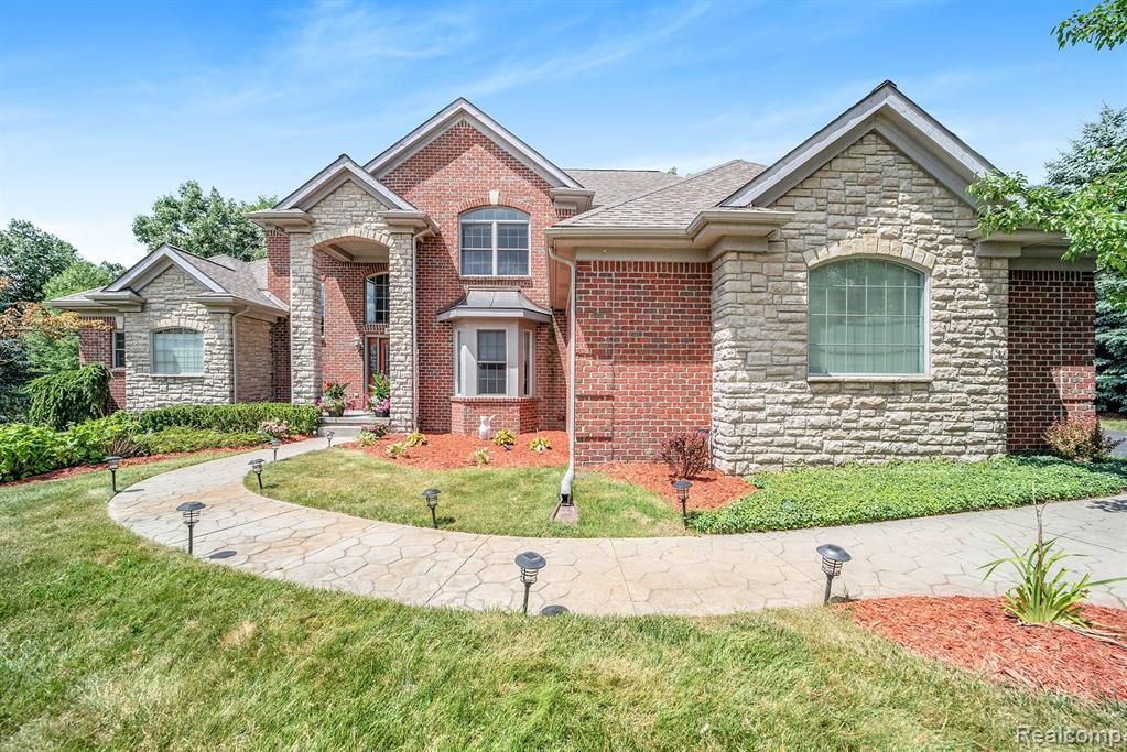 5464 Boulderwood Rdg - Photo 1