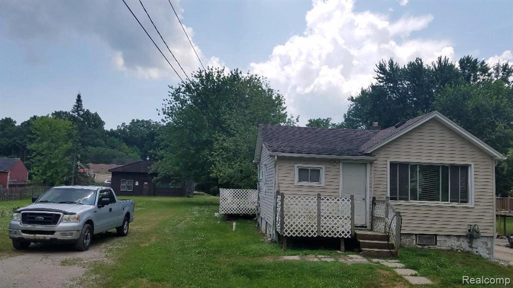 8953 Bellevue Rd - Photo 1