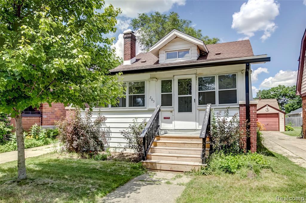 265 Lewiston Ave - Photo 1