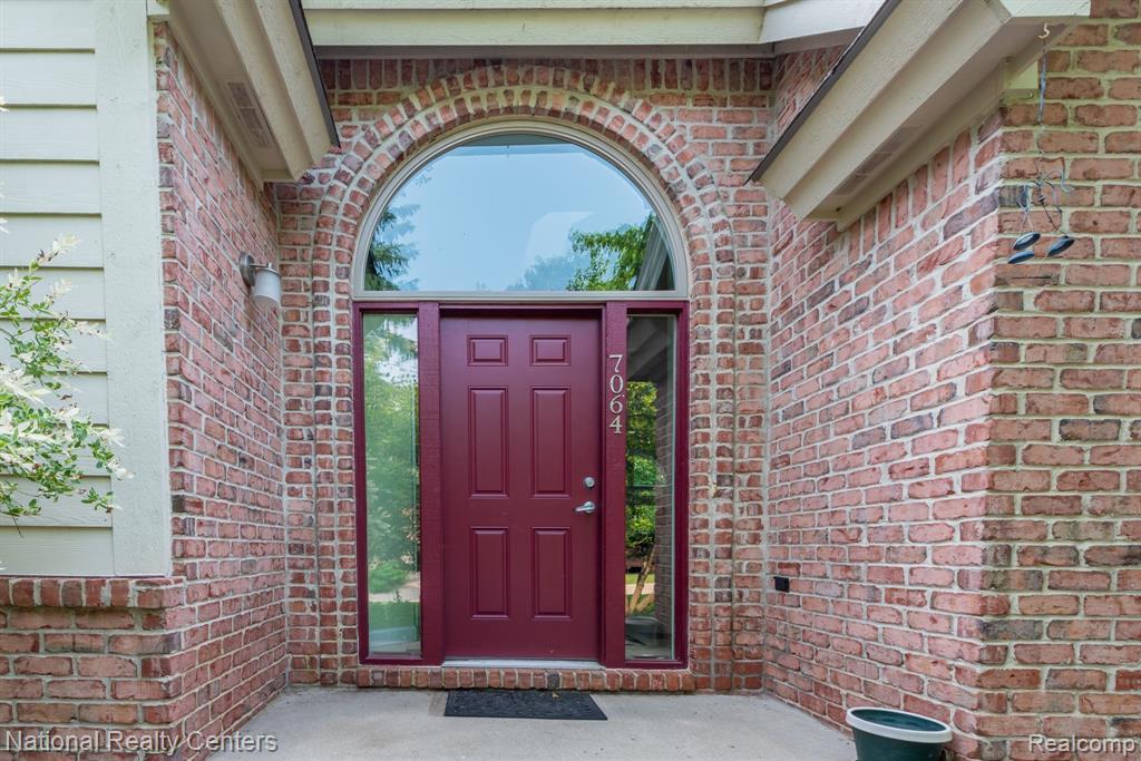 7064 Westbury Blvd Blvd - Photo 1