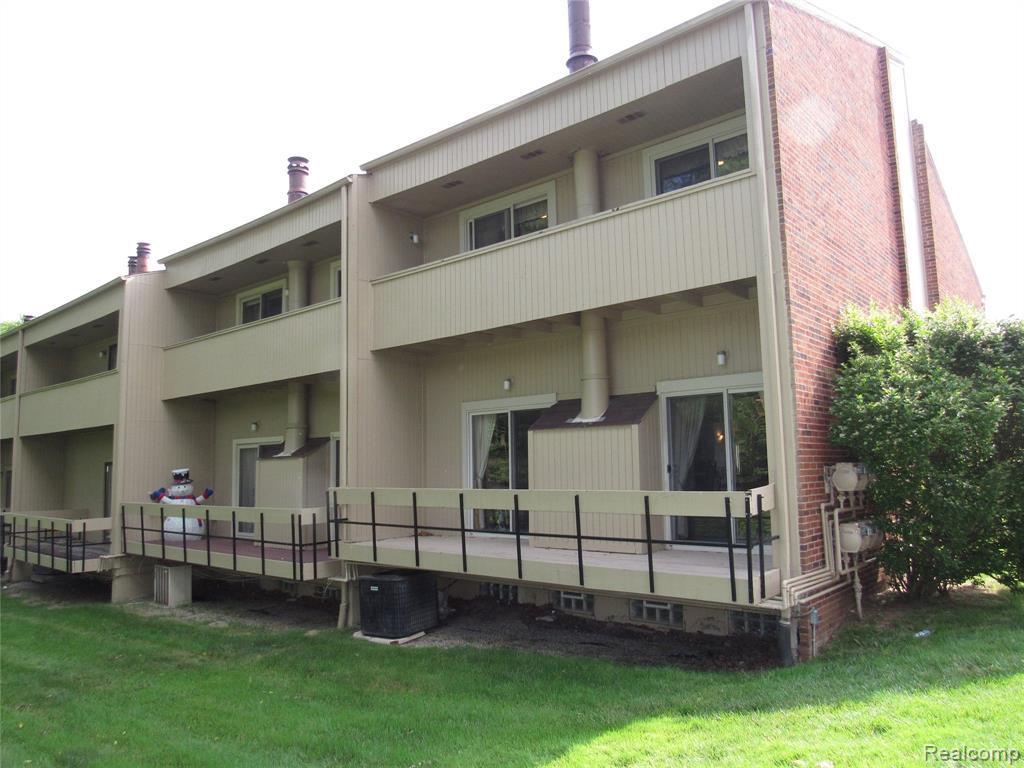 7330 Balsam Crt - Photo 1