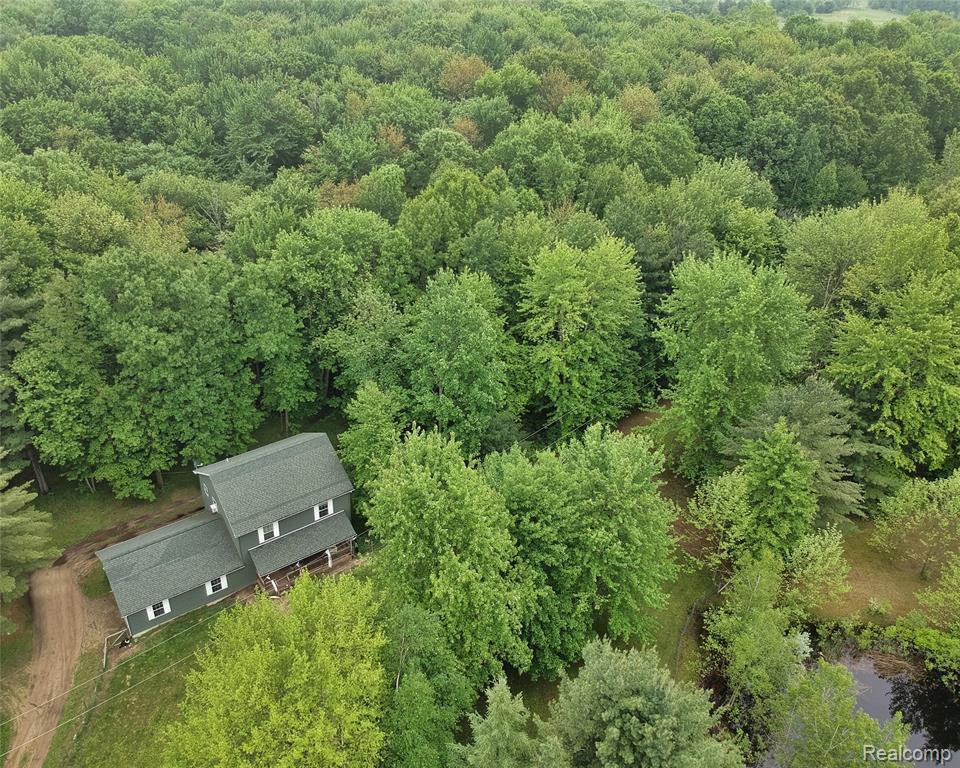 5194 Lonsberry Rd - Photo 1