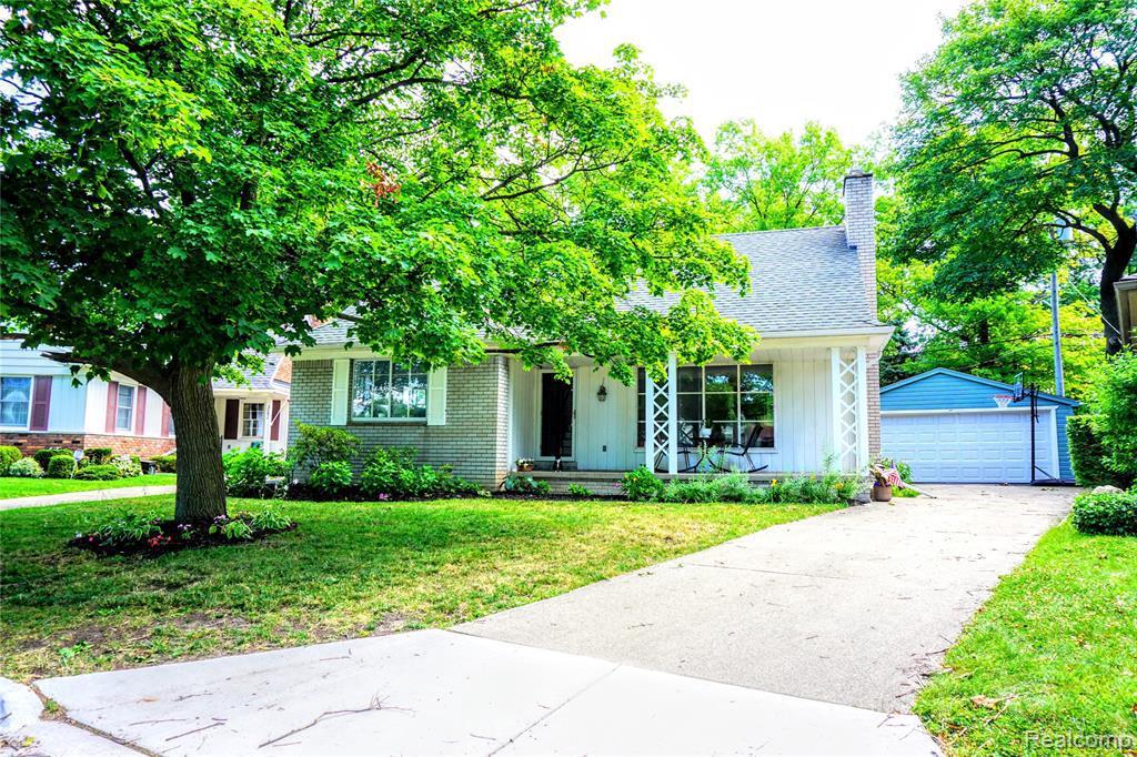 20648 Maple Ln - Photo 1