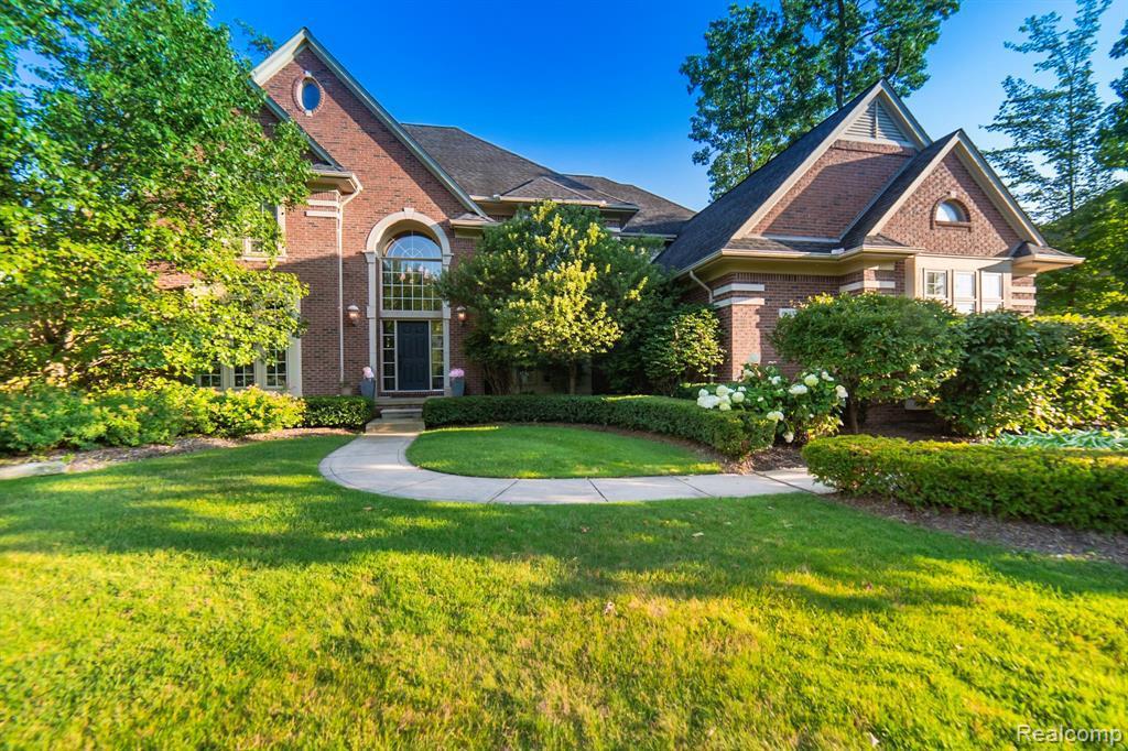 6957 Oakhurst Ridge Rd - Photo 1