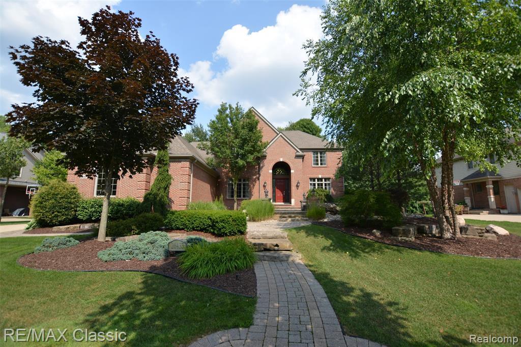 26433 Mandalay Cir - Photo 1