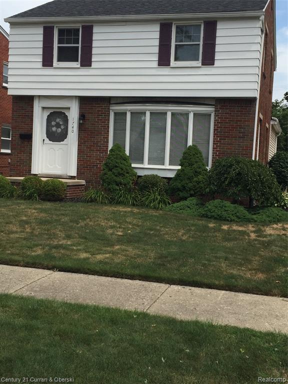 1740 Highland St - Photo 1