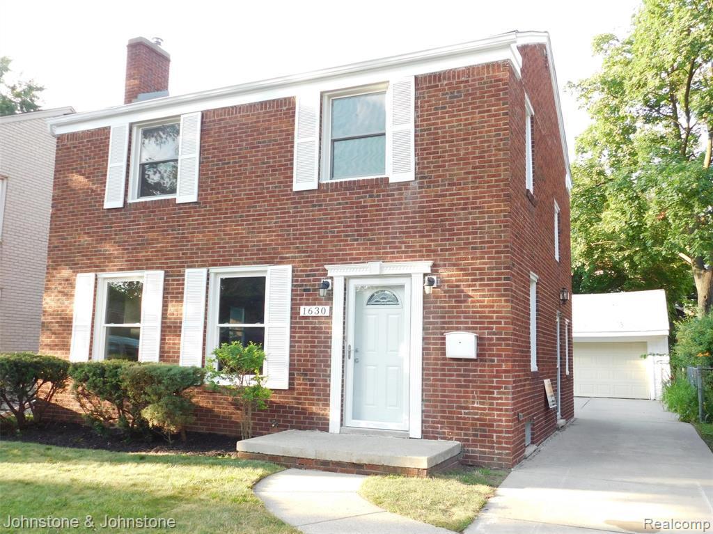 1630 Bournemouth Rd - Photo 1