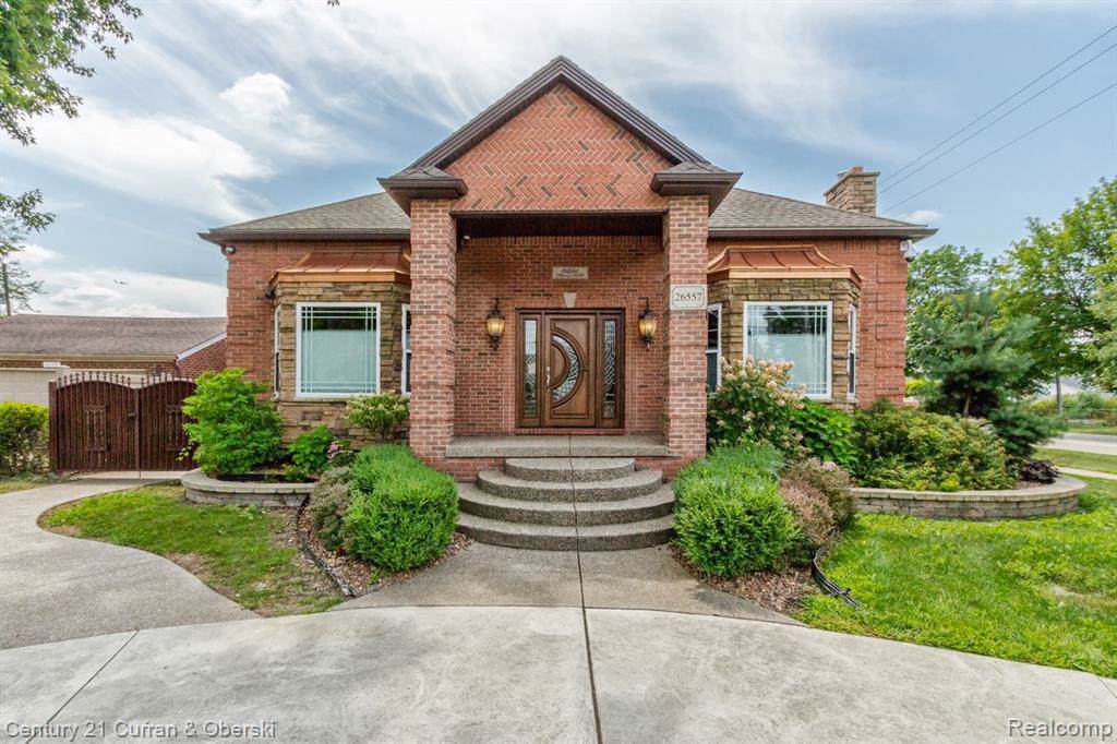 26557 Doxtator St - Photo 1