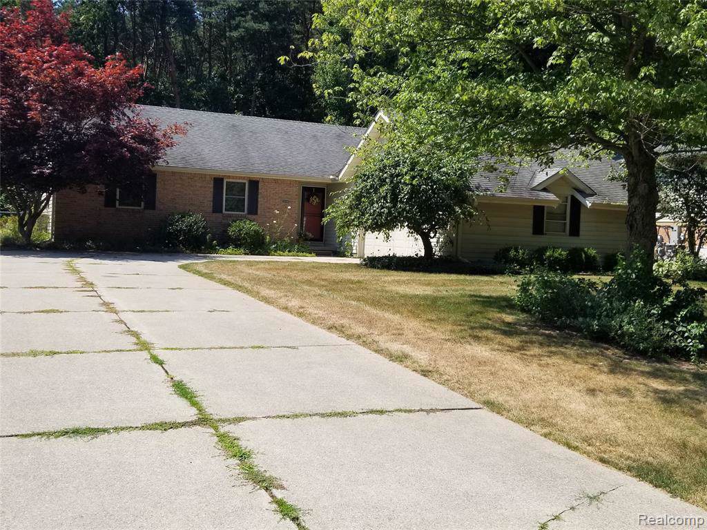3581 Old Farm Ln - Photo 1