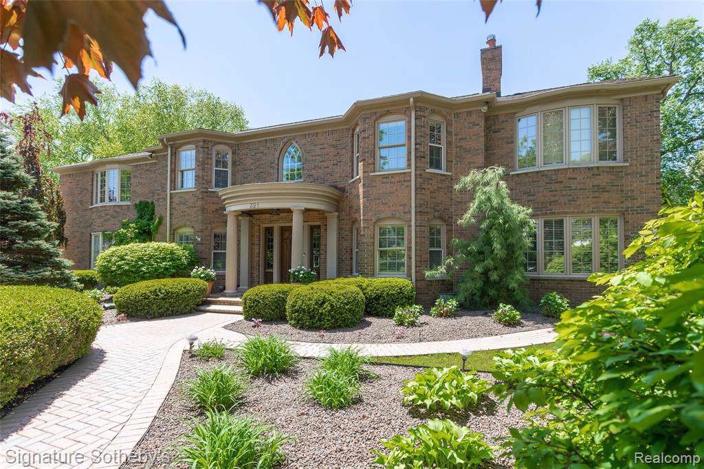 321 Glenhurst Dr - Photo 1