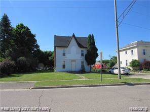 22 Broadway St - Photo 1