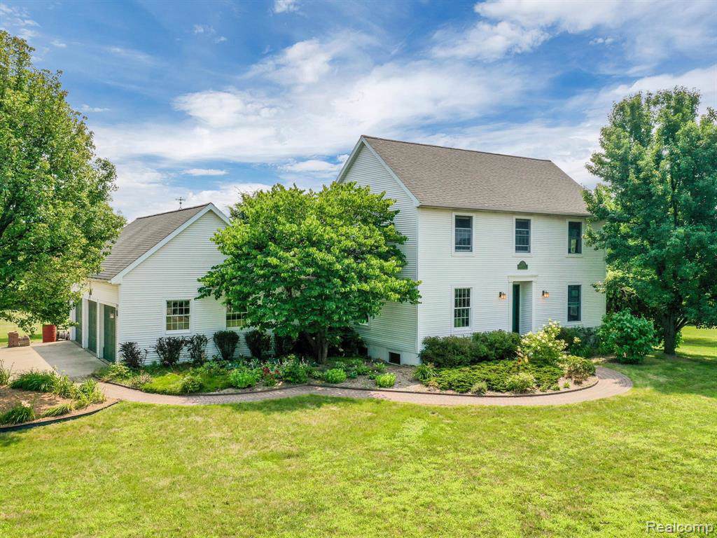 1798 Oakwood Rd - Photo 1