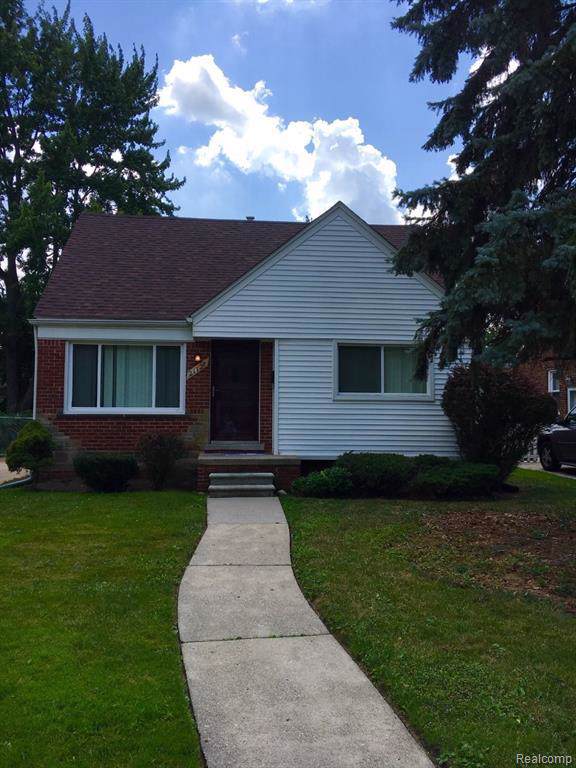 21128 Lancaster St - Photo 1