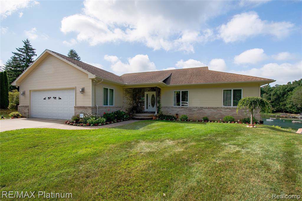 3560 Mary Ann Dr - Photo 1