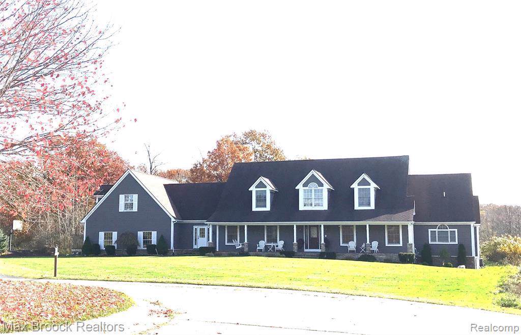 6915 Stone Dr - Photo 1