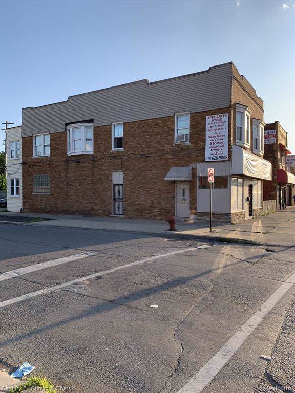 19403 Warren Ave - Photo 1