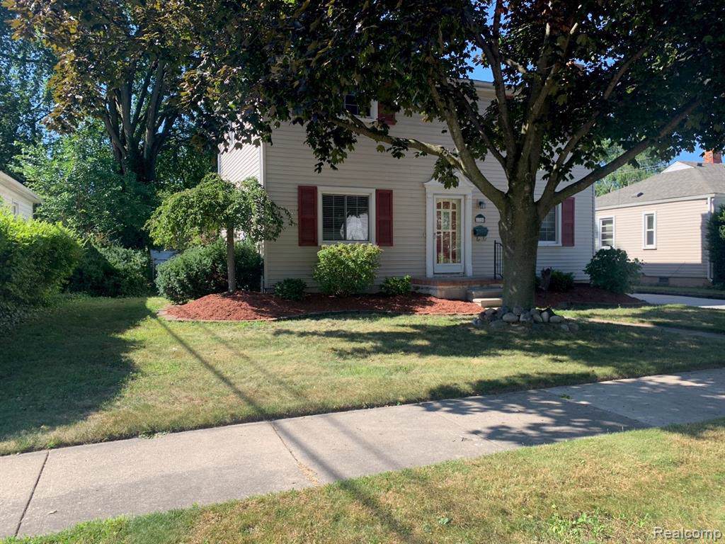 1708 Brockton Ave - Photo 1