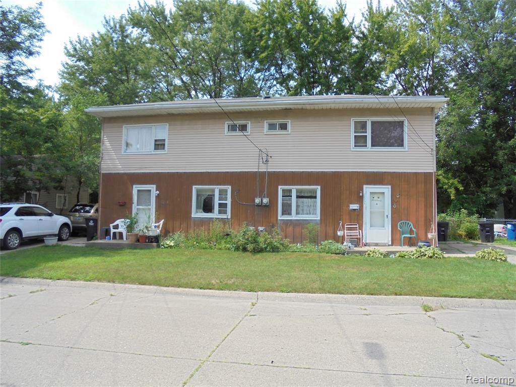32329 Kalamazoo St - Photo 1