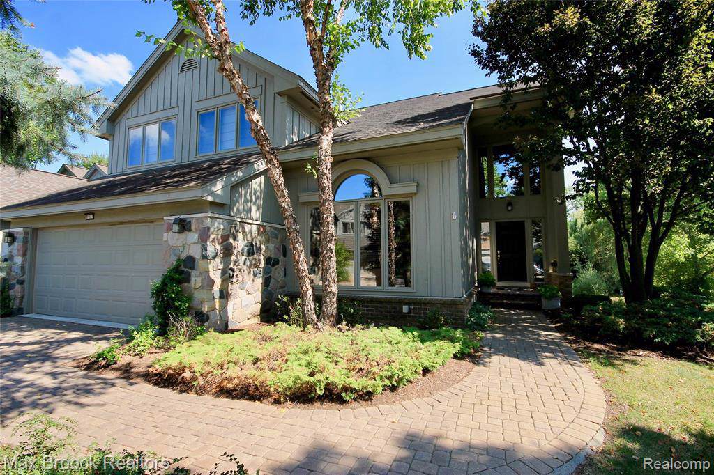 7027 Daventry Woods Dr - Photo 1