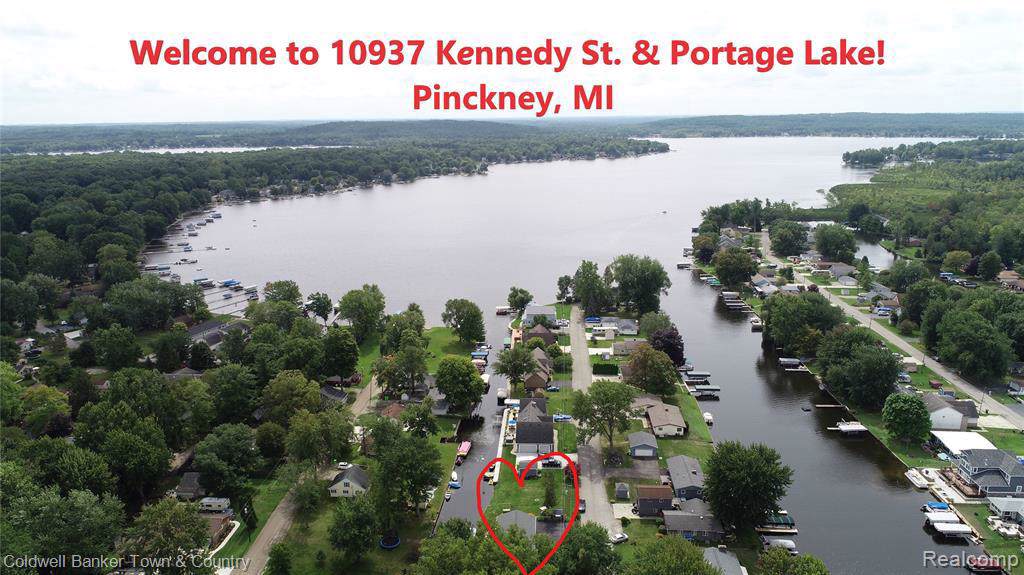 10937 Kennedy - Photo 1