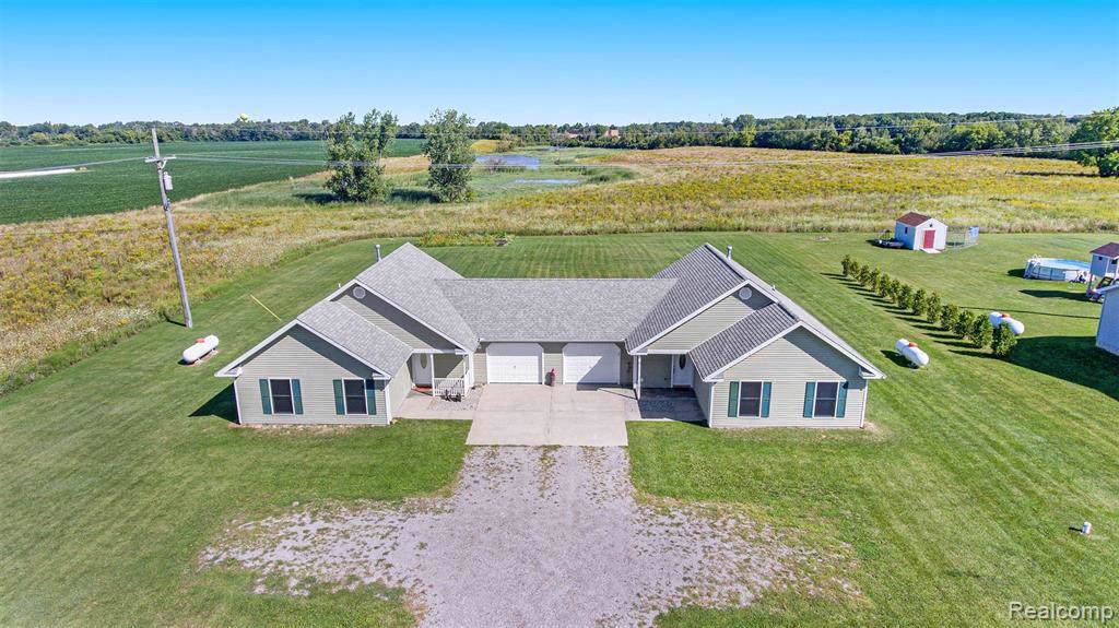 4464 Barnes Rd - Photo 1