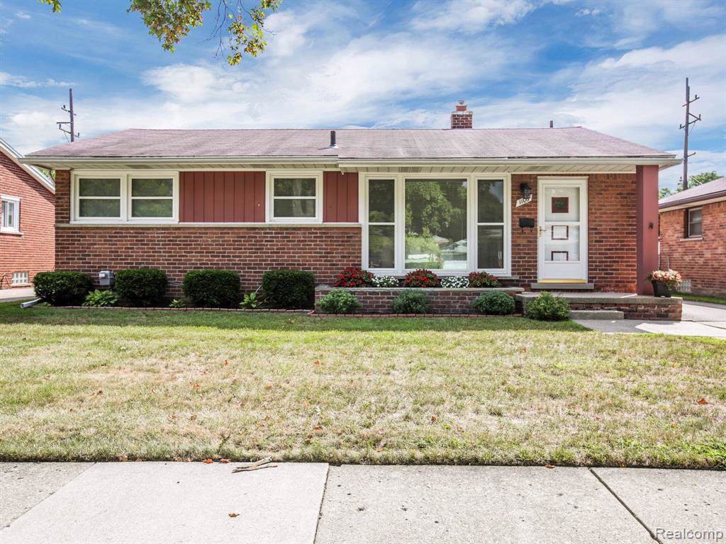1106 Symes Crt - Photo 1