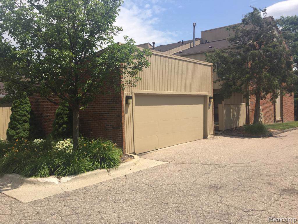 7346 Balsam Crt - Photo 1