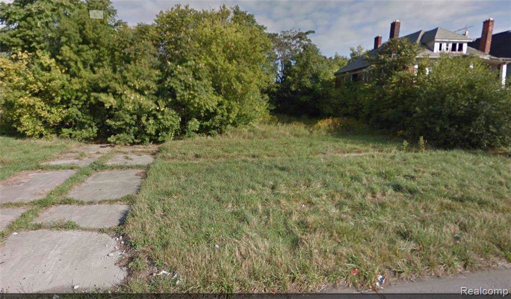 1468 Grand Blvd - Photo 1