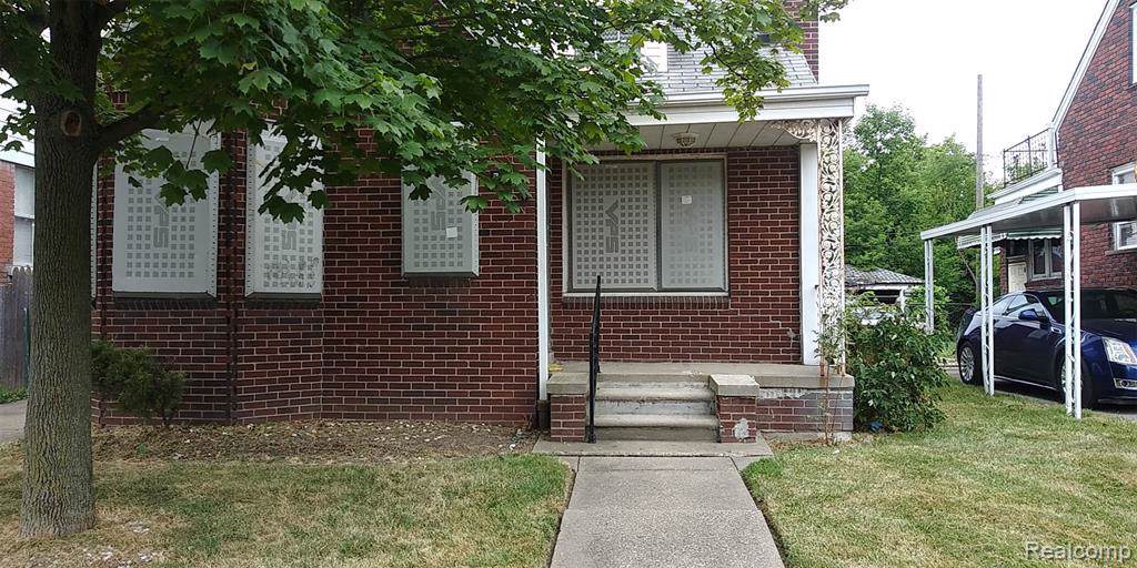 7251 Vaughan St - Photo 1
