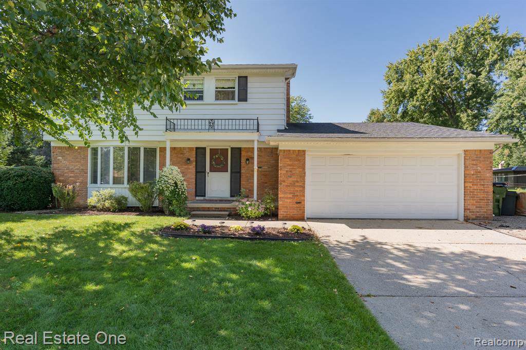 53143 Franklin Dr - Photo 1