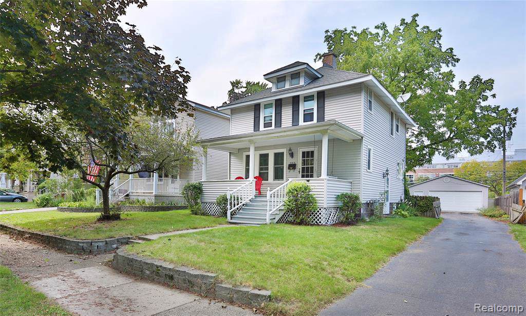 323 Kenilworth Ave - Photo 1