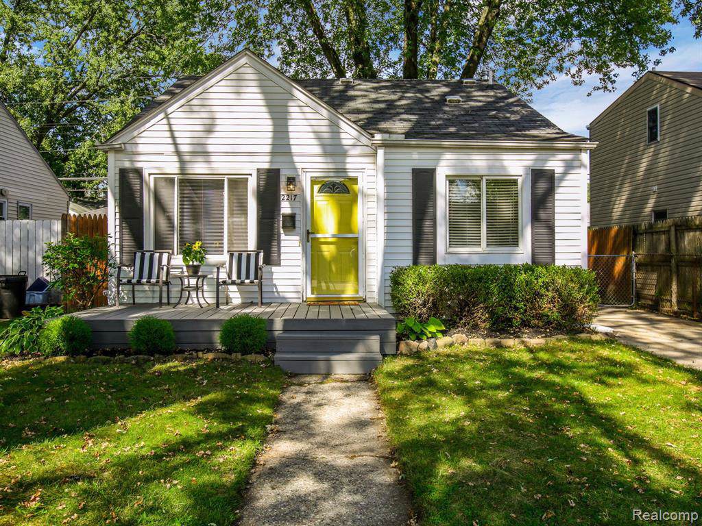 2217 Guthrie Ave - Photo 1