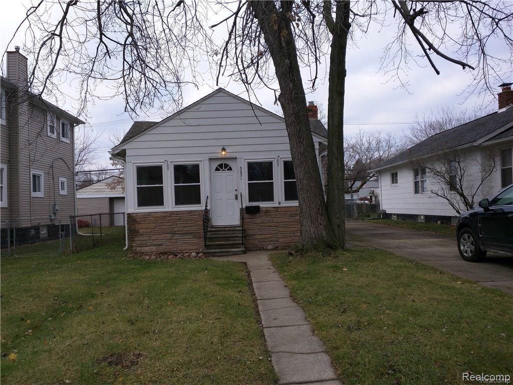 3231 Mcdowell St - Photo 1