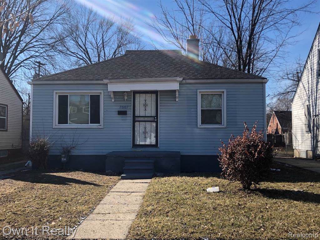 7667 Vaughan St - Photo 1