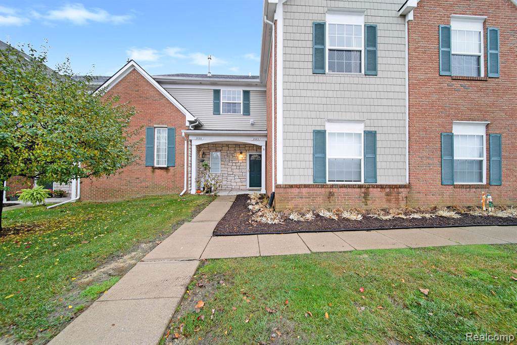 2082 Monarch - Photo 1