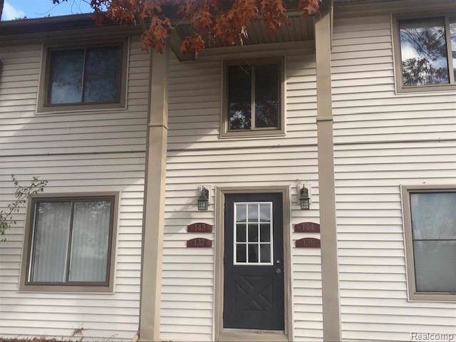7220 Bluewater Dr - Photo 1