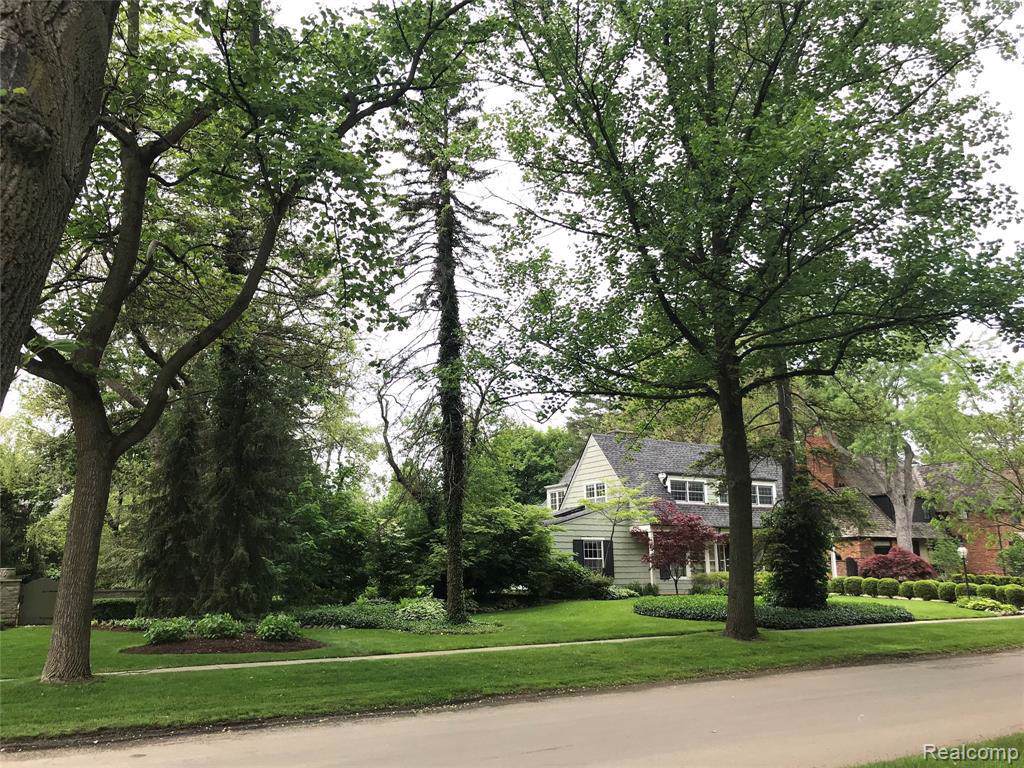 763 Pilgrim Ave - Photo 1