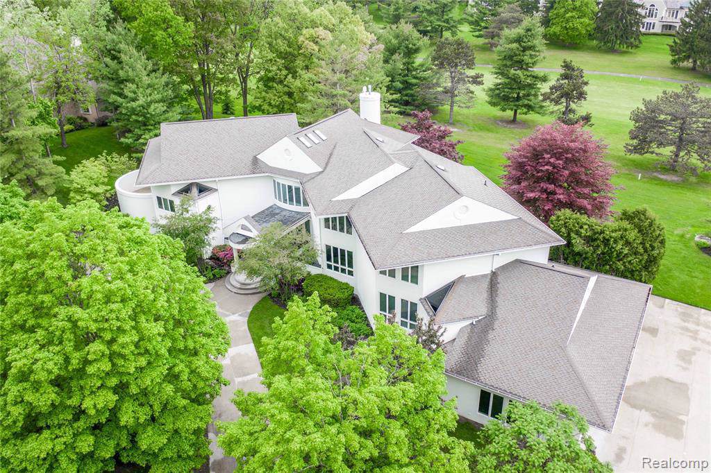 5544 Saint Elizabeth Crt - Photo 1