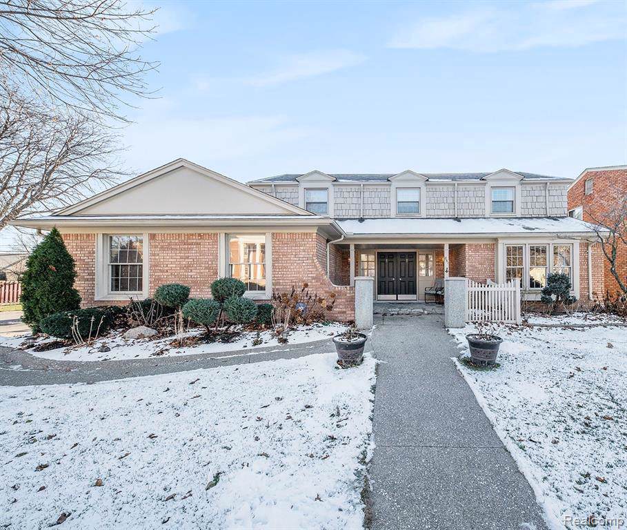 851 Briarcliff Dr - Photo 1