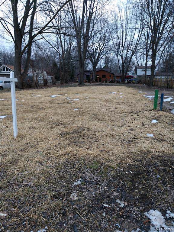 25439 8th St - Photo 1