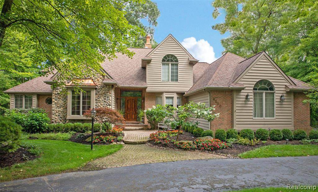 6500 Elkrun Crt - Photo 1