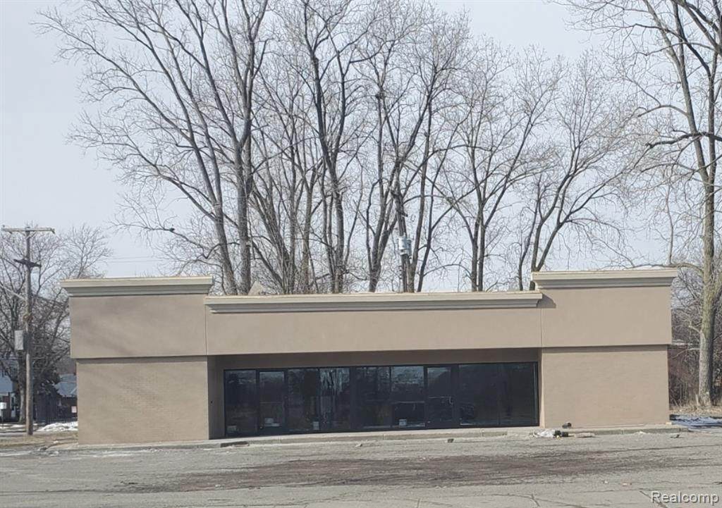 8498 Wayne Road - Photo 1