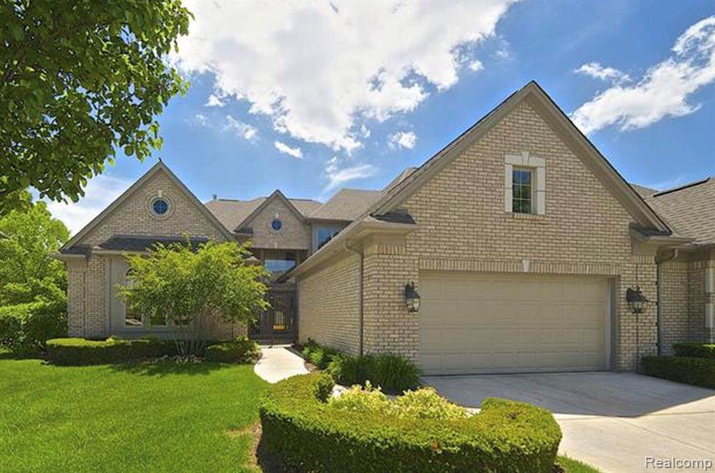 6416 Enclave Dr - Photo 1